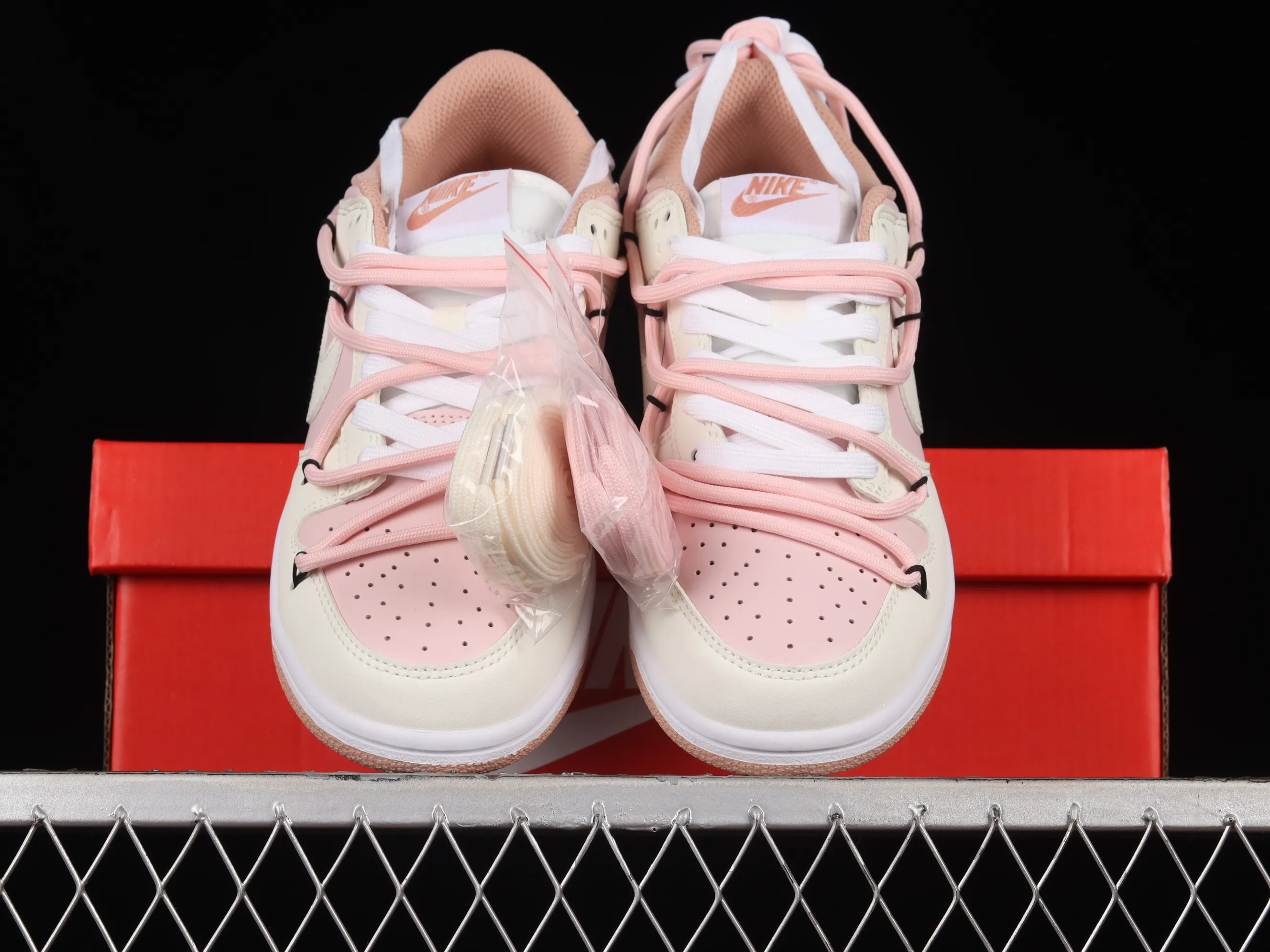 All categories Nk SB Dunk series Nk SB Dunk Low low-top sneakers Nk Dunk Low white and pink customized version of deconstructed strap casual sneakers DD1503-118